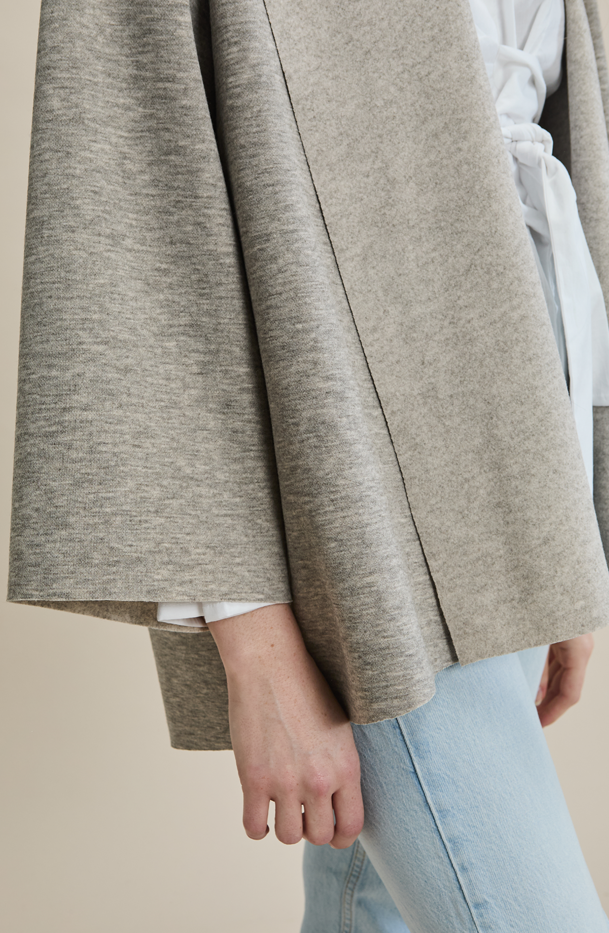 Nika Coat - MARETHCOLLEEN