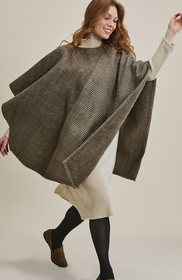 Poncho - MARETHCOLLEEN