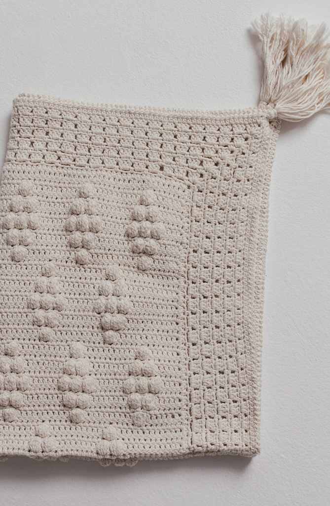 Kinnymoon Hand Crochet Blanket - MARETHCOLLEEN